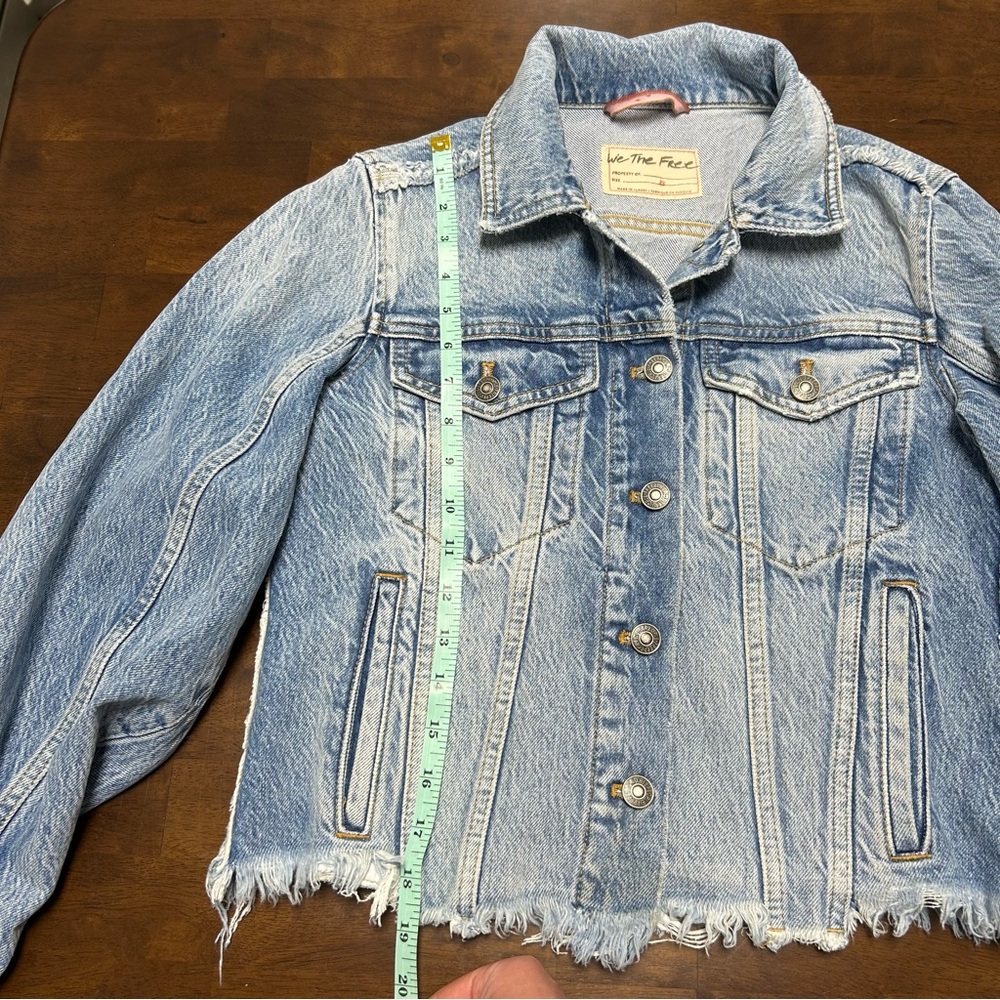 We The Free Indira Distressed Frayed Denim Jacket Size XS - Picture 11 of 16